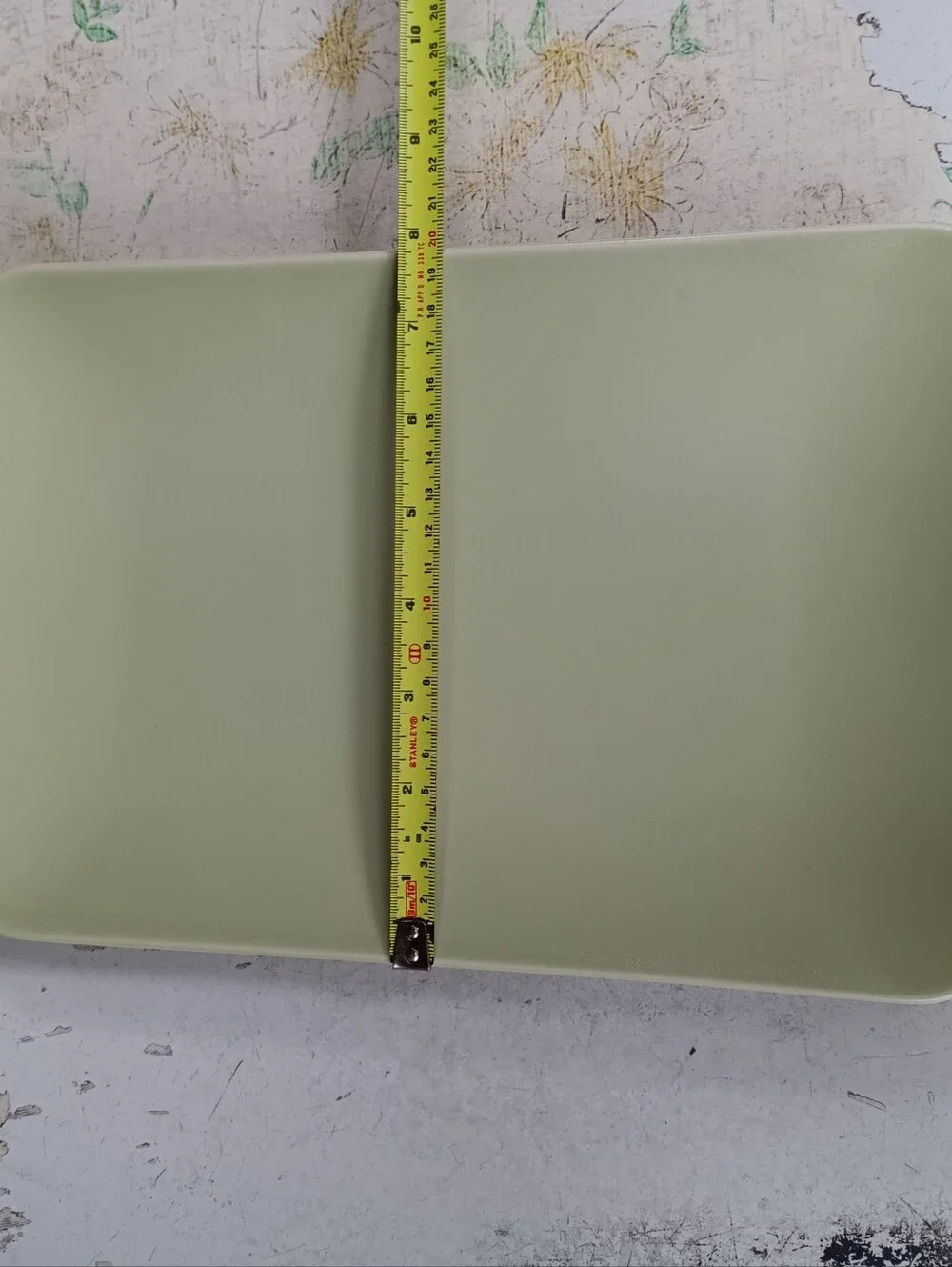 IKEA DINERA rectangle Plates Green